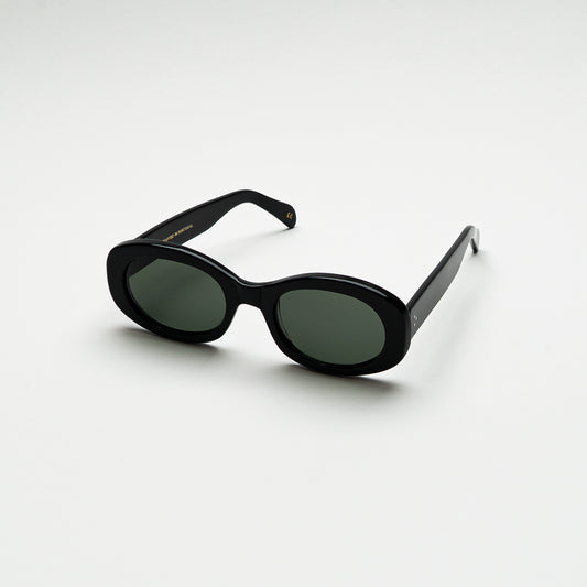 Mireye Cosmic sunglasses in black, perspective view.