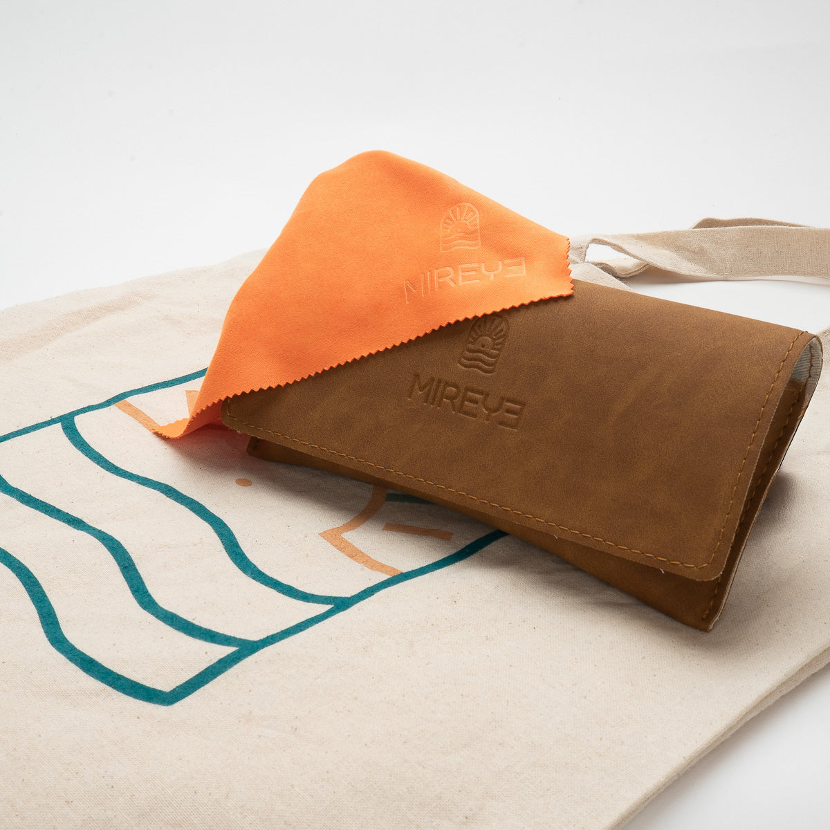 Mireye tote bag.