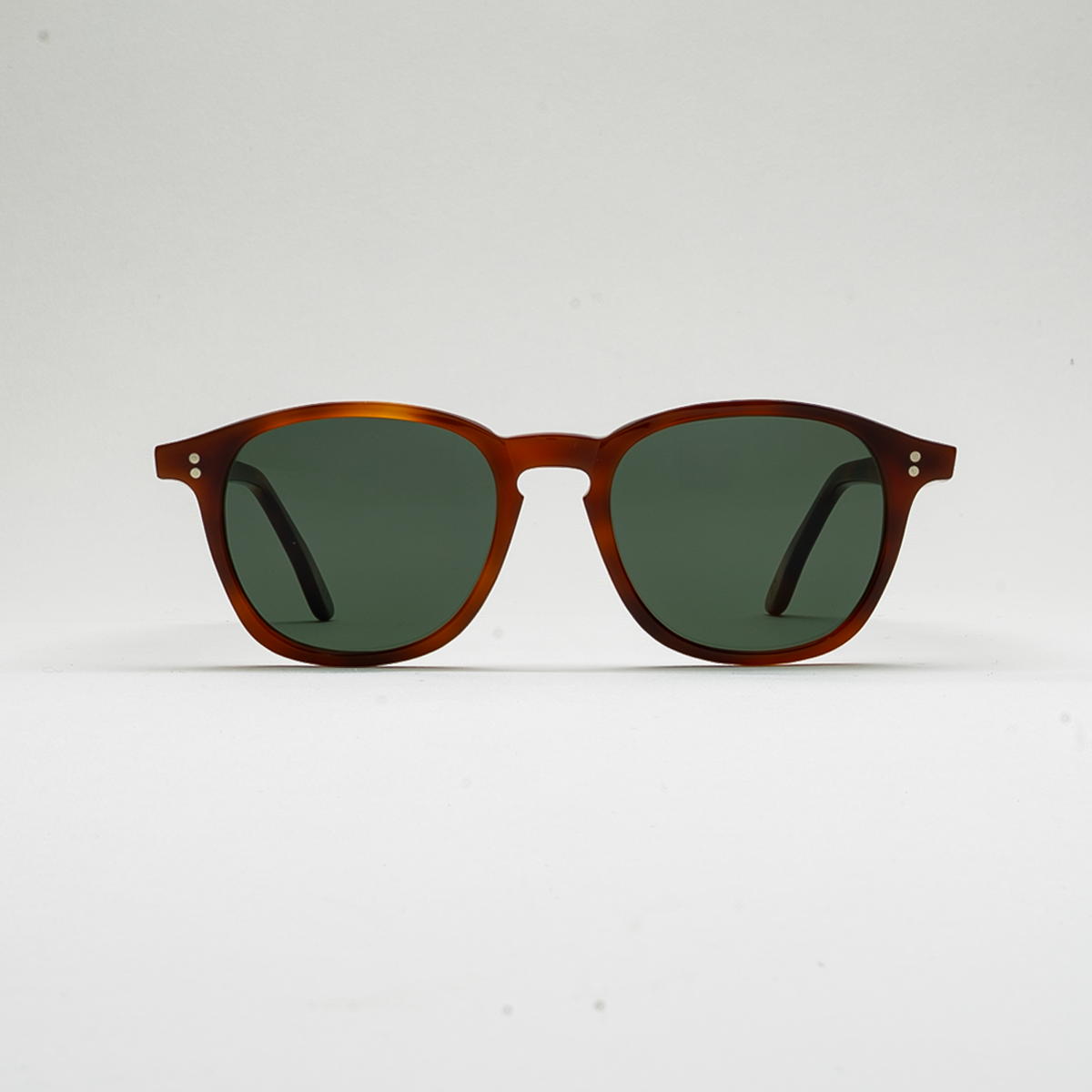 Mireye Water sunglasses in toffee, front view.