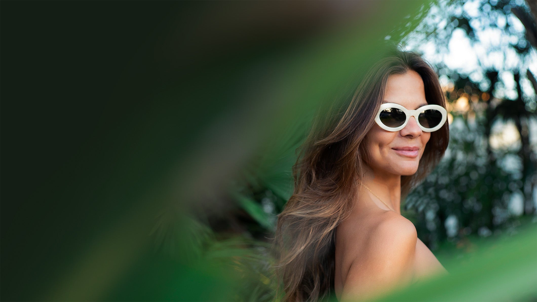 Mireye Coolangatta sunglasses in white pearl, lifestyle outdoor shot.