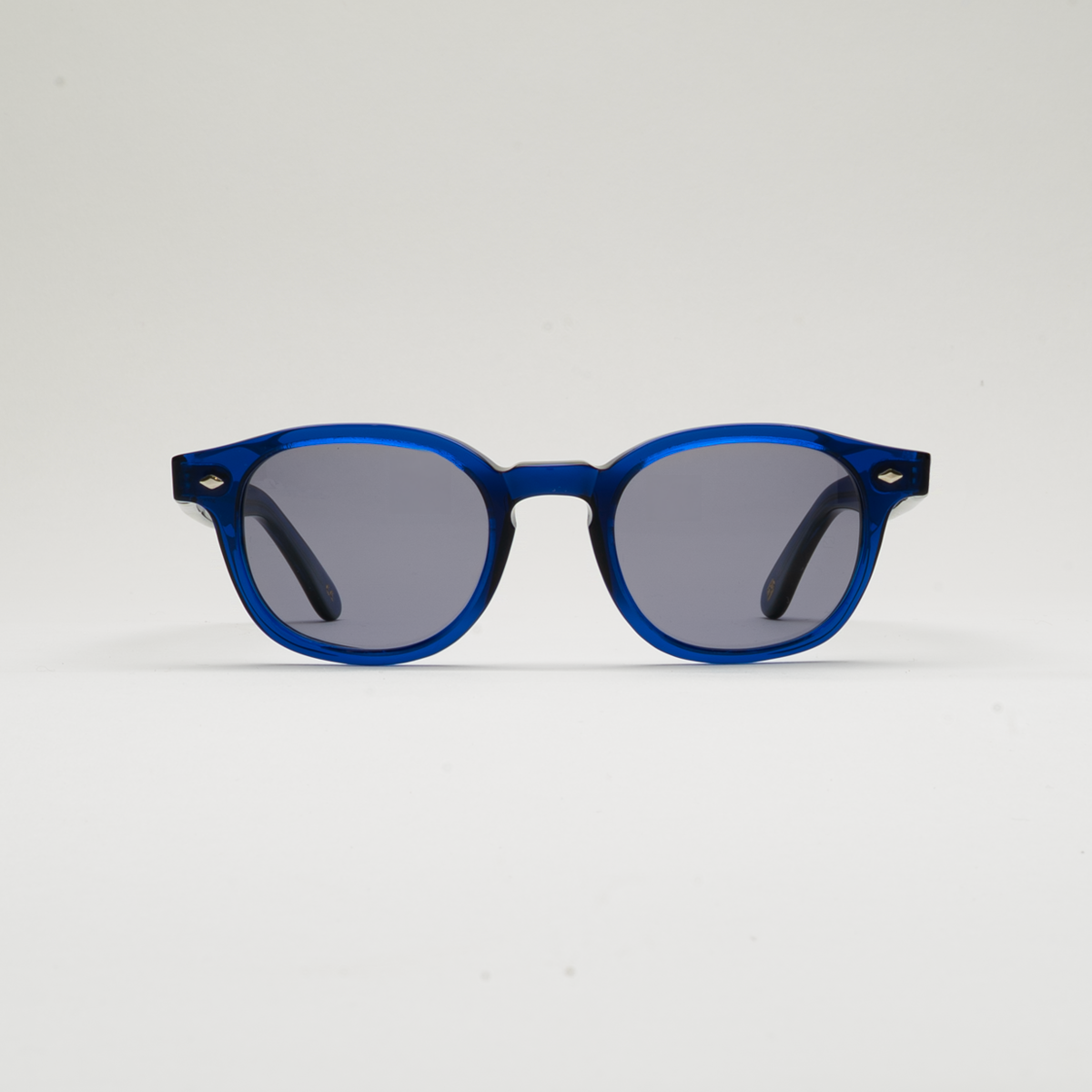 Mireye Fire sunglasses in deep blue, front view.