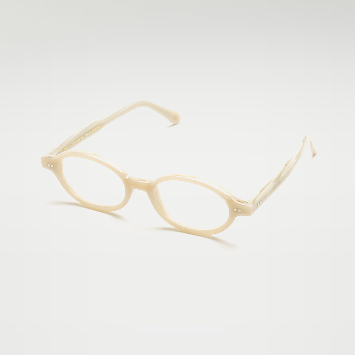 Perspective view of Kirra White Pearl optical frame