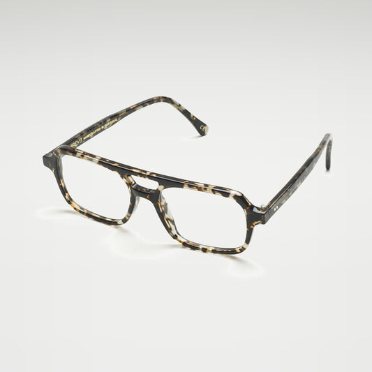 Perspective view of Mikuni Ember Tortoise optical frame