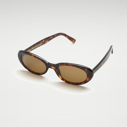 Mireye Emmy sunglasses in tortoise, perspective view.