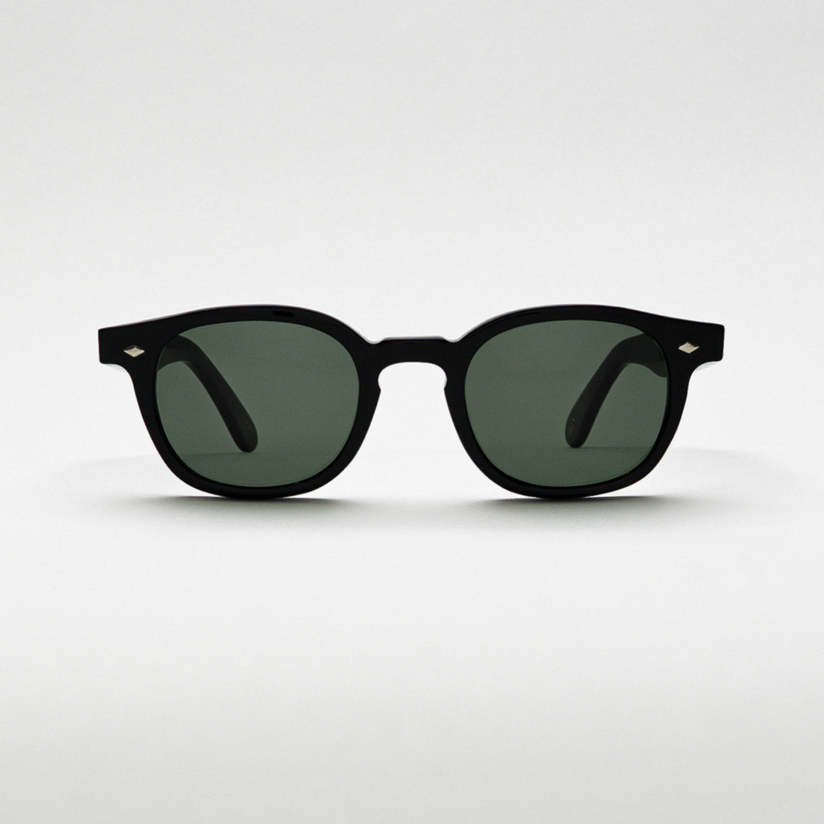 Mireye Fire sunglasses in black, front view.