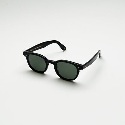 Mireye Fire sunglasses in black, perspective view.