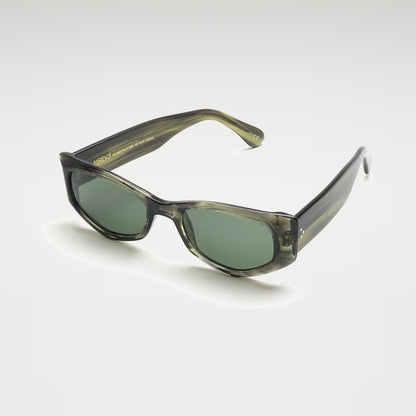 Mireye Mundaka sunglasses in deep forest, perspective view.
