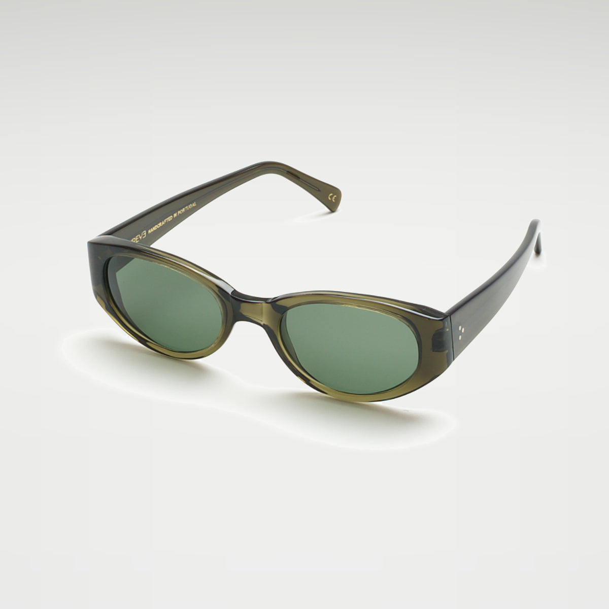 Mireye Noosa sunglasses in deep forest, perspective view.