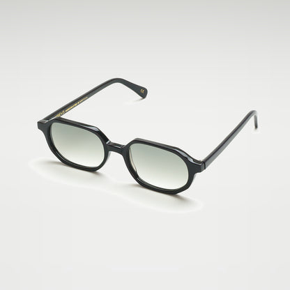 Mireye Zicattela sunglasses in black with gradient green lenses, perspective view.