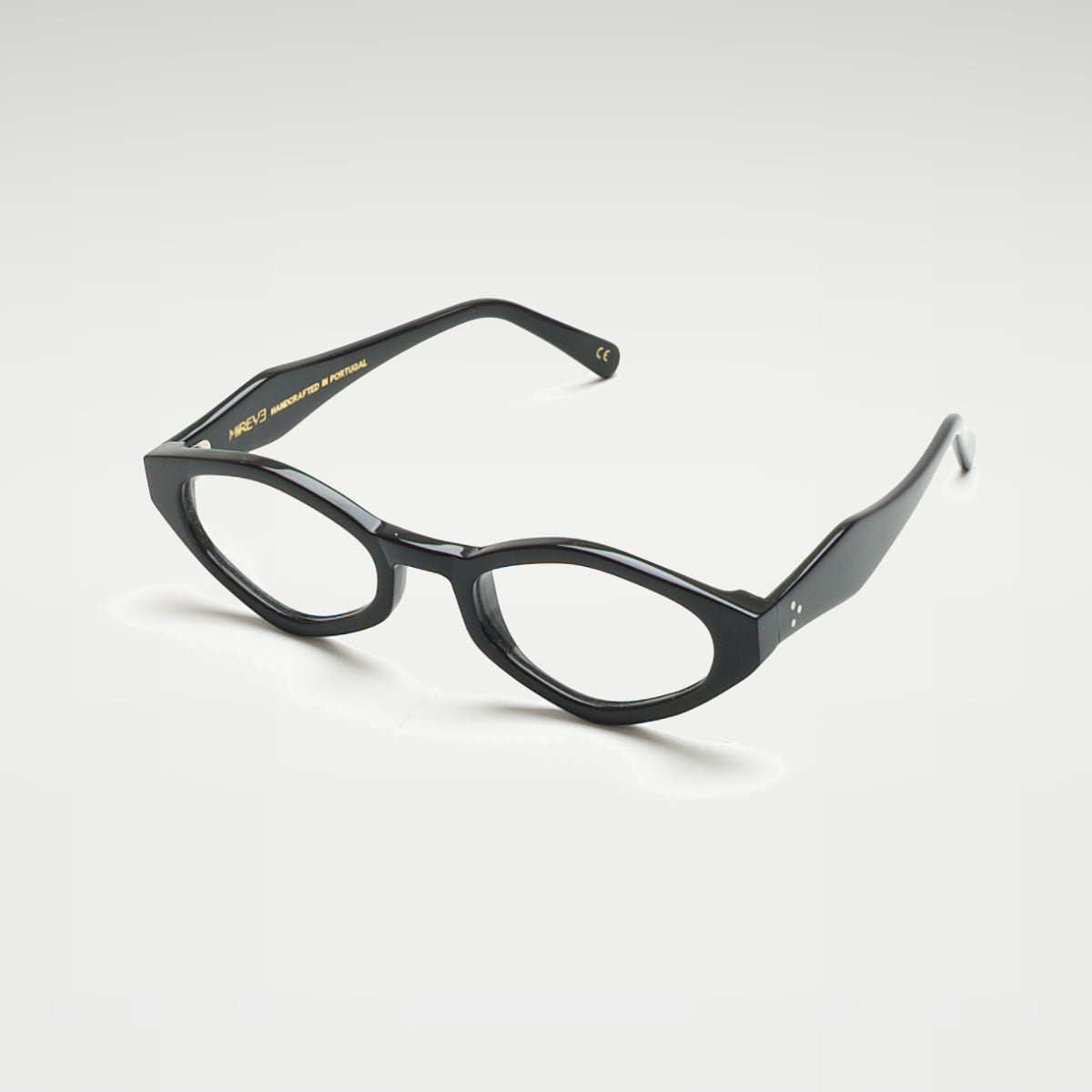 Perspective view of Wicklow Black optical frame