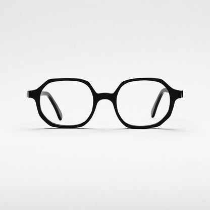 Front view of Zicatela Black optical frame